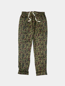 The Martin Elastic-waist Pleated Trouser in Camo is 100% cotton.