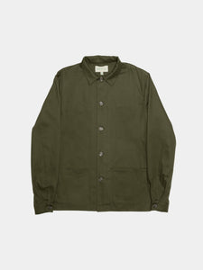 The Chore Jacket in Olive is based on classic work wear.